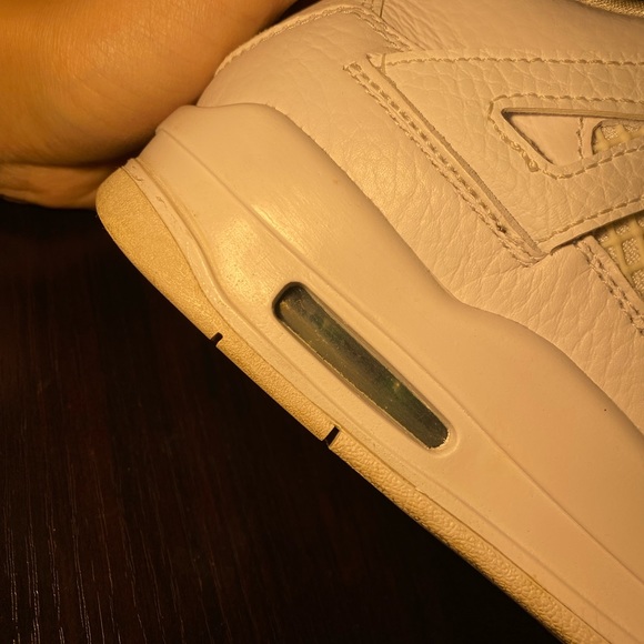 Air jordan4 metallic green size4.5Y 100% authentic - Picture 6 of 7